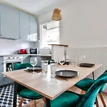 Appartement Quartier Panthéon Free Netflix